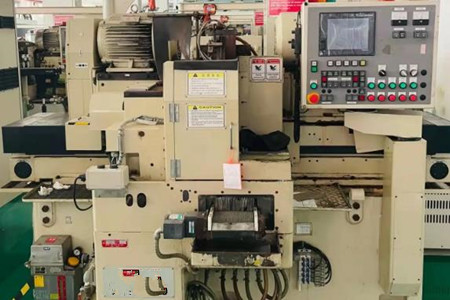 使用數控珩磨機時,需懂得維護保養!